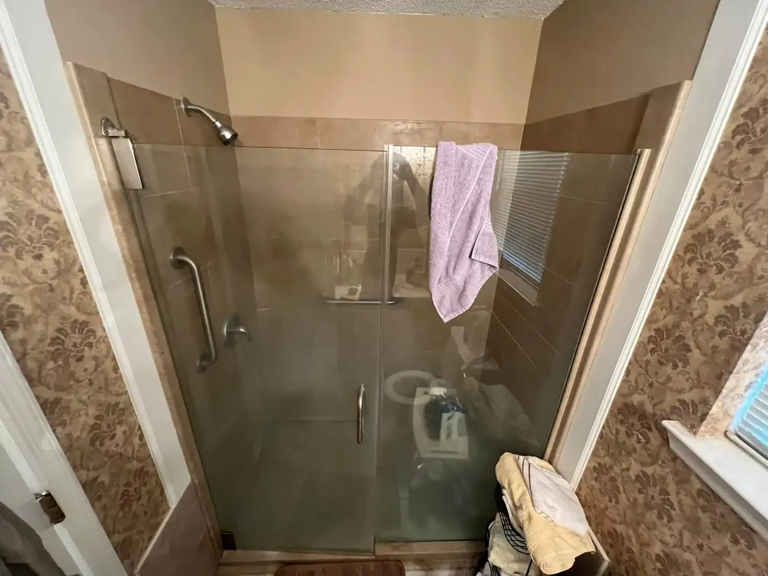 Bathroom Glass Shower Wall Surrounds