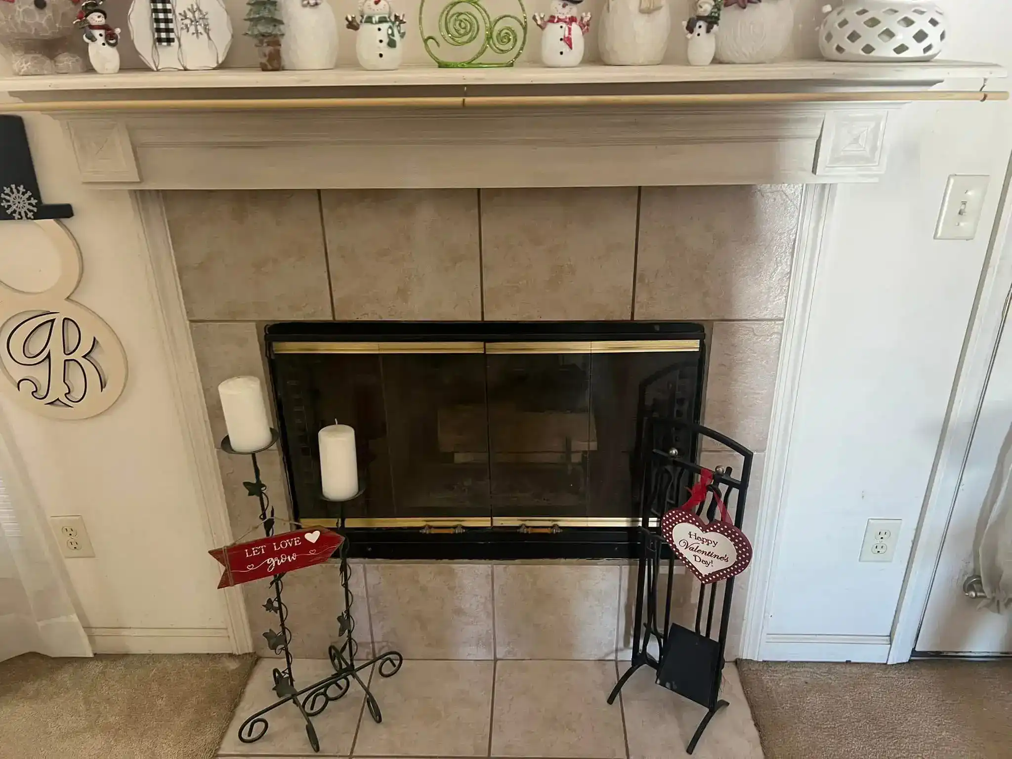 Living Room Fireplace Feature